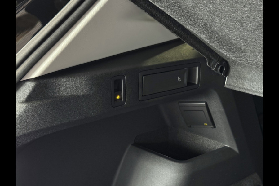 Volkswagen Tiguan 1.5 eTSI 150PK DSG ✅ NIEUWE AUTO✅ TREKHAAK IQ.LED CARPLAY NAVI ELEK.KLEP STOEL/STUUR VERW LED 10/2025 BENZINE ✅Top Auto's Wijchen , 30 Jaar Specialist in Volkswagen  : Alle Type's : R-Line Edition / Style / First Edition / Highline / Life , Zowel PHEV / HEV / MHEV / Benzine ✅