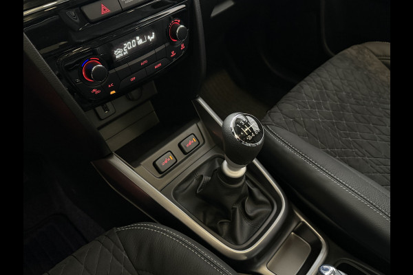 Suzuki Vitara 1.4 BOOSTERJET HYBRID STYLE PANORAMA SCHUIFDAK LEER CARPLAY NAVI CAMERA PDC STOELVERW.