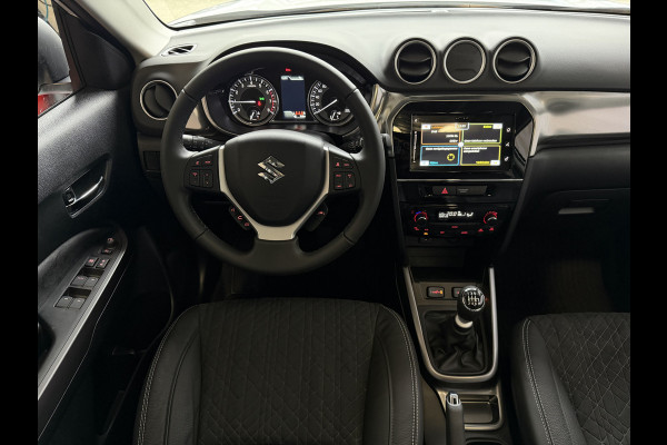 Suzuki Vitara 1.4 BOOSTERJET HYBRID STYLE PANORAMA SCHUIFDAK LEER CARPLAY NAVI CAMERA PDC STOELVERW.