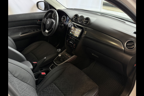 Suzuki Vitara 1.4 BOOSTERJET HYBRID STYLE PANORAMA SCHUIFDAK LEER CARPLAY NAVI CAMERA PDC STOELVERW.