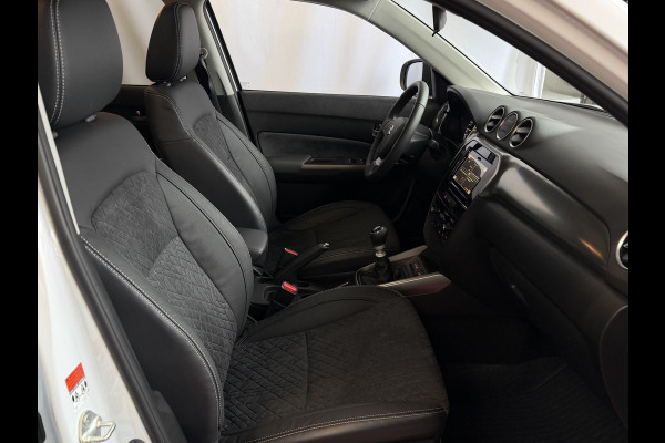 Suzuki Vitara 1.4 BOOSTERJET HYBRID STYLE PANORAMA SCHUIFDAK LEER CARPLAY NAVI CAMERA PDC STOELVERW.
