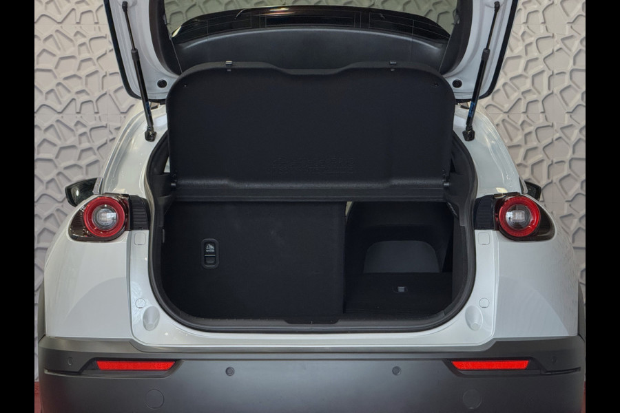 Mazda MX-30 E-SKYACTIV R-EV PHEV BOSE 170PK ELEK.STOEL H.U.D CAMERA LED PLUG IN HYBRID  phev plugin