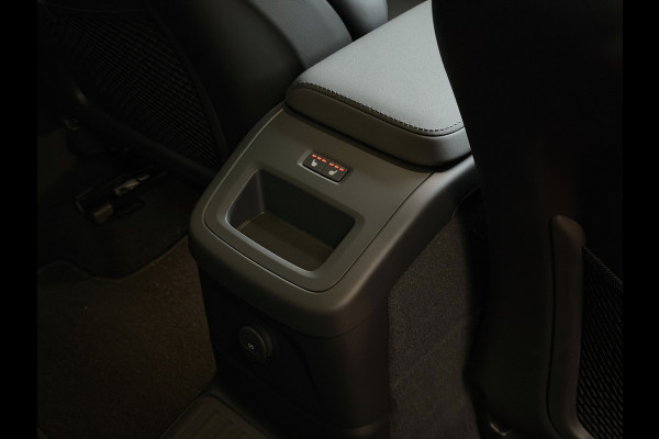 Volvo XC60 2.0 T6 AWD PLUS BLACK EDITION NIEUWE AUTO HARMAN KARDON LEER SCHUIFDAK PHEV Plug in Hybrid ✅ Top Auto's Wijchen ,  Altijd een Ruim aanbod van Volvo's i  BUSINESS / CORE / BRIGHT / DARK / ULTRA DARK / PLUS DARK / BLACK EDITION  / ESSENTIAL / T6 / T8 ✅