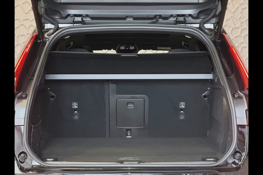 Volvo XC60 2.0 T6 AWD PLUS BLACK EDITION NIEUWE AUTO HARMAN KARDON LEER SCHUIFDAK PHEV Plug in Hybrid ✅ Top Auto's Wijchen ,  Altijd een Ruim aanbod van Volvo's i  BUSINESS / CORE / BRIGHT / DARK / ULTRA DARK / PLUS DARK / BLACK EDITION  / ESSENTIAL / T6 / T8 ✅