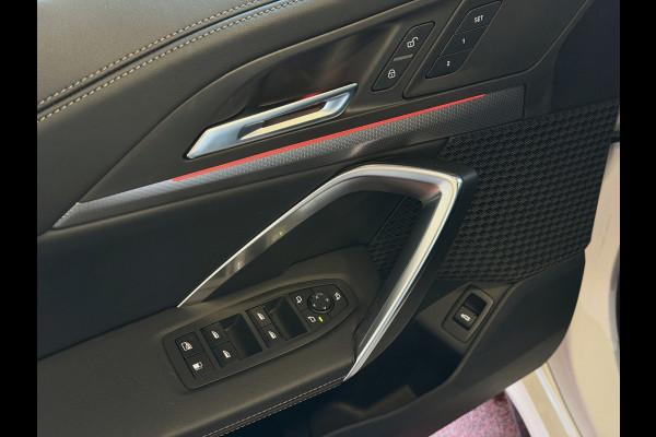 BMW X1 XDRIVE 25E PLUG IN HYBIRD M-SPORT LED PANORAMA .SCHUIFDAK ELEK.KLEP NAVI STOELVERW M-SHADOW LINE ELEK.STOEL ZWARTE.HEMEL 2025 PHEV PLUG IN HYBRID AWD 4X4 4WD ✅ Top Auto's. Al 30 Jaar uw Bmw Specialist in ,  BMW M / M Sport / PHEV / HEV / Hybrid / Mhev / 25e / 30e / xDrive25e // xDrive30e / sDrive18i / sDrive20i / sDrive23i ✅