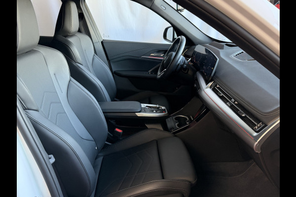 BMW X1 XDRIVE 25E PLUG IN HYBIRD M-SPORT LED PANORAMA .SCHUIFDAK ELEK.KLEP NAVI STOELVERW M-SHADOW LINE ELEK.STOEL ZWARTE.HEMEL 2025 PHEV PLUG IN HYBRID AWD 4X4 4WD ✅ Top Auto's. Al 30 Jaar uw Bmw Specialist in ,  BMW M / M Sport / PHEV / HEV / Hybrid / Mhev / 25e / 30e / xDrive25e // xDrive30e / sDrive18i / sDrive20i / sDrive23i ✅