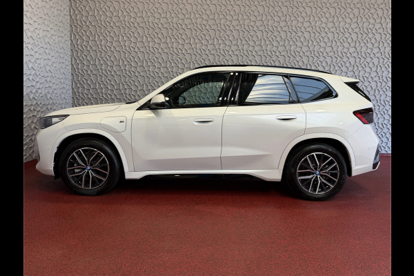 BMW X1 XDRIVE 25E PLUG IN HYBIRD M-SPORT LED PANORAMA .SCHUIFDAK ELEK.KLEP NAVI STOELVERW M-SHADOW LINE ELEK.STOEL ZWARTE.HEMEL 2025 PHEV PLUG IN HYBRID AWD 4X4 4WD ✅ Top Auto's. Al 30 Jaar uw Bmw Specialist in ,  BMW M / M Sport / PHEV / HEV / Hybrid / Mhev / 25e / 30e / xDrive25e // xDrive30e / sDrive18i / sDrive20i / sDrive23i ✅