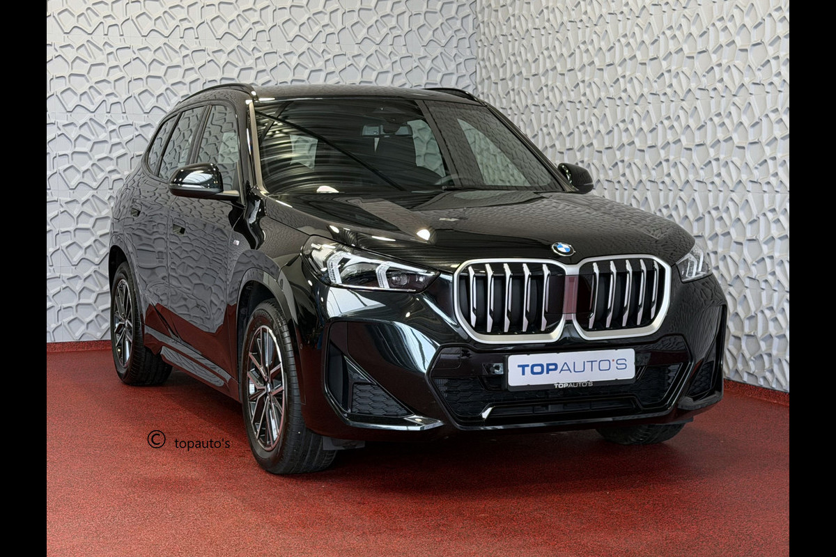 BMW X1 SDRIVE M-SPORT ELEK.KLEP CRUISE LEER/ALCANTARA SHADOW LINE NAVI LED CAMERA M-SPORT INTERIEUR / EXTERIEUR ✅ Top Auto's. Al 30 Jaar uw Bmw Specialist in ,  BMW M / M Sport / PHEV / HEV / Hybrid / Mhev / 25e / 30e / xDrive25e // xDrive30e / sDrive18i / sDrive20i / sDrive23i ✅