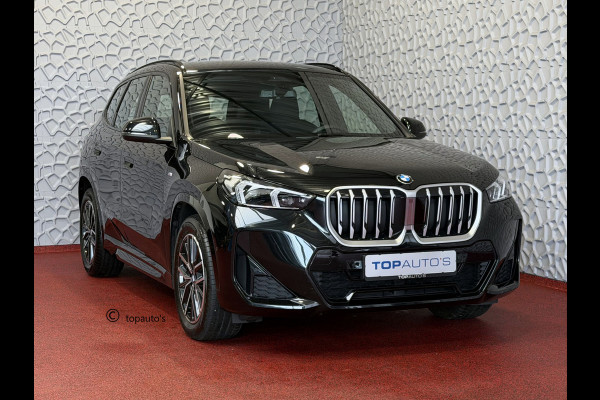 BMW X1 SDRIVE M-SPORT ELEK.KLEP CRUISE LEER/ALCANTARA SHADOW LINE NAVI LED CAMERA M-SPORT INTERIEUR / EXTERIEUR ✅ Top Auto's. Al 30 Jaar uw Bmw Specialist in ,  BMW M / M Sport / PHEV / HEV / Hybrid / Mhev / 25e / 30e / xDrive25e // xDrive30e / sDrive18i / sDrive20i / sDrive23i ✅