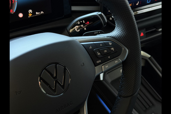 Volkswagen T-Roc 1.5 eTsi 150PK R-LINE EDITION BLACK STYLE IQ LED/GRIL/LOGO STOEL/STUUR.VERW ELEK.KLEP 2026