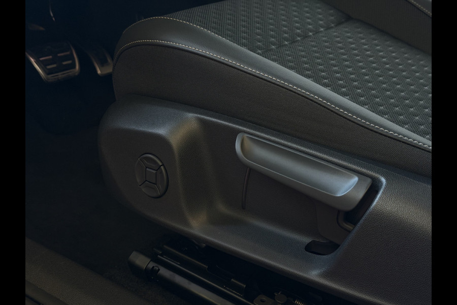 Volkswagen T-Roc 1.5 eTsi 150PK R-LINE EDITION BLACK STYLE IQ LED/GRIL/LOGO STOEL/STUUR.VERW ELEK.KLEP 2026