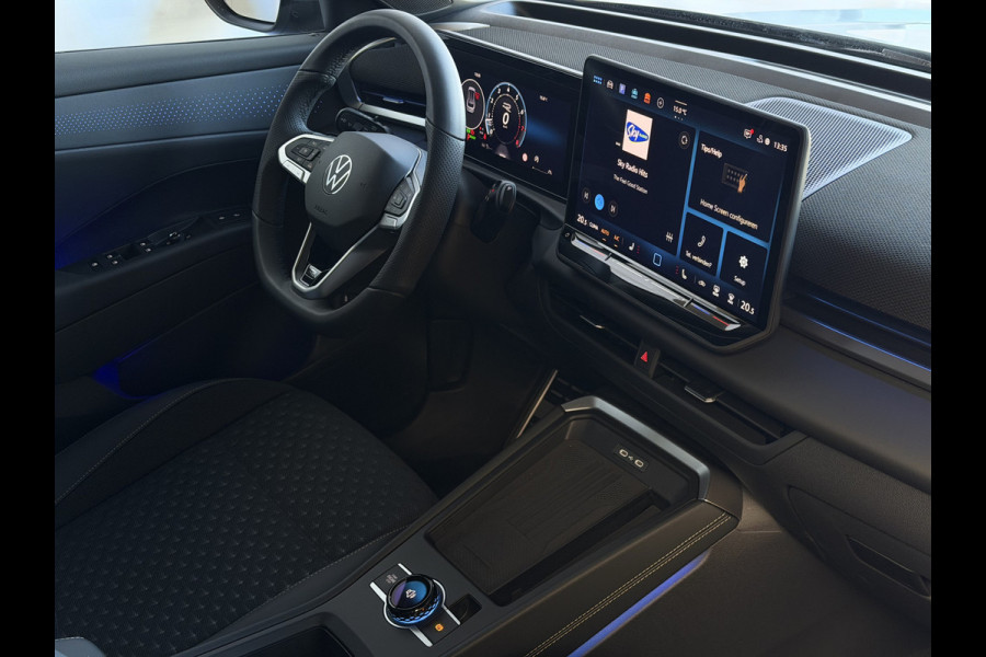 Volkswagen T-Roc 1.5 eTsi 150PK R-LINE EDITION BLACK STYLE IQ LED/GRIL/LOGO STOEL/STUUR.VERW ELEK.KLEP 2026