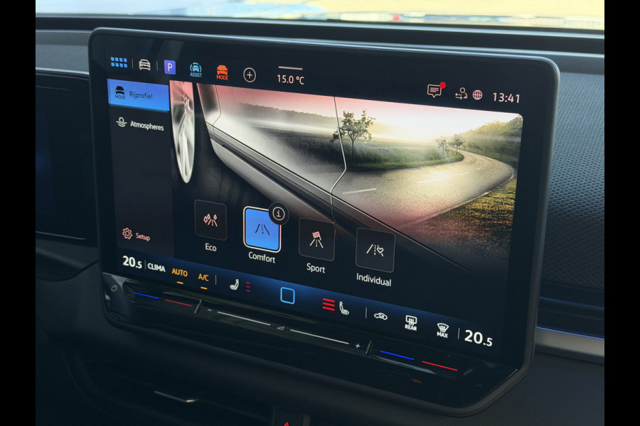 Volkswagen T-Roc 1.5 eTsi 150PK R-LINE EDITION BLACK STYLE IQ LED/GRIL/LOGO STOEL/STUUR.VERW ELEK.KLEP 2026