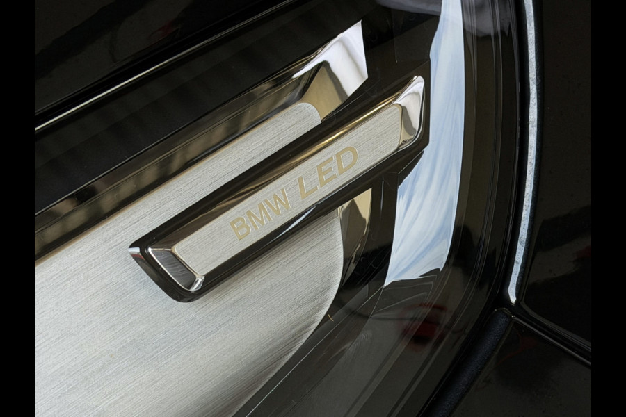 BMW X1 SDRIVE M-SPORT SHADOW LINE NAVI LED ELEK.KLEP CRUISE LEER/ALCANTARA CAMERA M-SPORT INTERIEUR / EXTERIEUR ✅ Top Auto's. Al 30 Jaar uw Bmw Specialist in ,  BMW M / M Sport / PHEV / HEV / Hybrid / Mhev / 25e / 30e / xDrive25e // xDrive30e / sDrive18i / sDrive20i / sDrive23i ✅