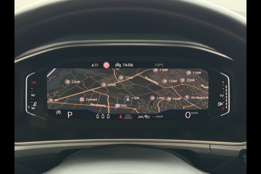 Volkswagen T-Roc 1.5 TSI 150PK EVO ADAP.CRUISE LED VIR.COCKPIT 18''LMV STOEL/.VERW. CAMERA TREKHAAK LMV 03.2025 HALF LEDER DODE.HOEK.DET ✅Top Auto's Wijchen , 30 Jaar Specialist in Volkswagen  : Alle Type's : R-Line Edition / Style / First Edition / Highline / Life , Zowel PHEV / HEV / MHEV / Benzine ✅