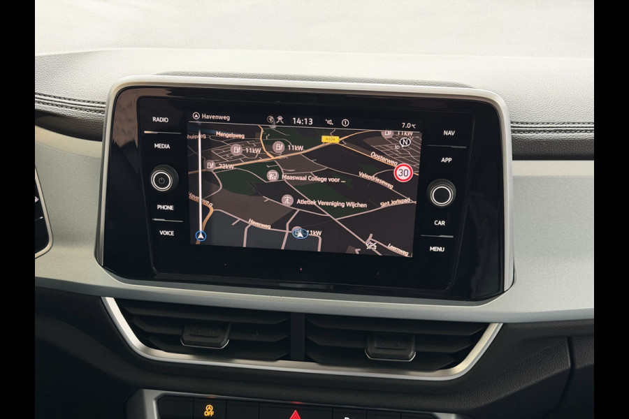 Volkswagen T-Roc 1.5 TSI 150PK EVO ADAP.CRUISE LED VIR.COCKPIT 18''LMV STOEL/.VERW. CAMERA TREKHAAK LMV 03.2025 HALF LEDER DODE.HOEK.DET ✅Top Auto's Wijchen , 30 Jaar Specialist in Volkswagen  : Alle Type's : R-Line Edition / Style / First Edition / Highline / Life , Zowel PHEV / HEV / MHEV / Benzine ✅