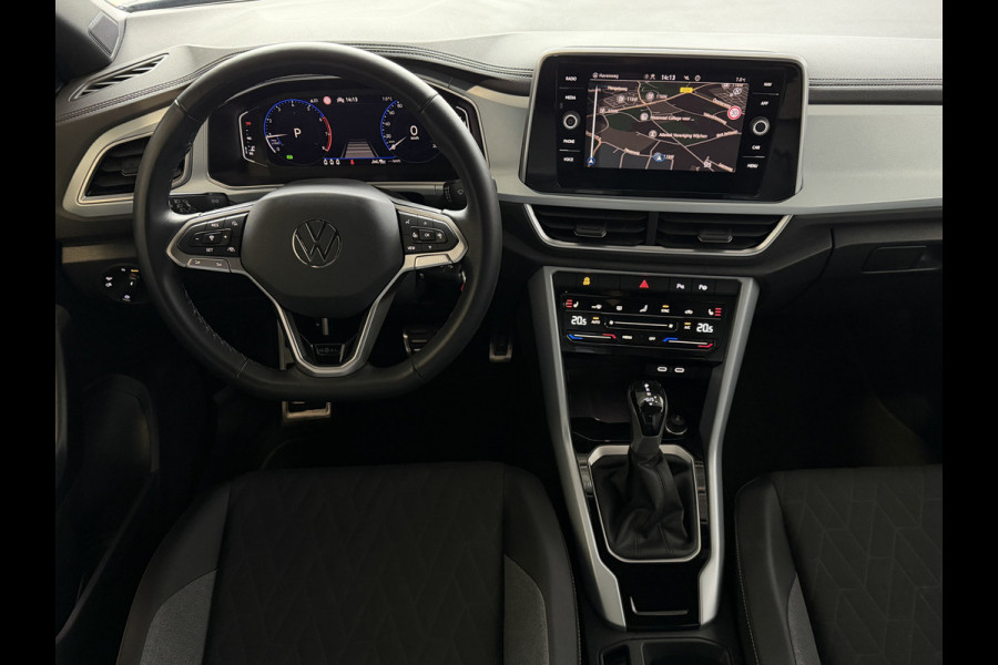 Volkswagen T-Roc 1.5 TSI 150PK EVO ADAP.CRUISE LED VIR.COCKPIT 18''LMV STOEL/.VERW. CAMERA TREKHAAK LMV 03.2025 HALF LEDER DODE.HOEK.DET ✅Top Auto's Wijchen , 30 Jaar Specialist in Volkswagen  : Alle Type's : R-Line Edition / Style / First Edition / Highline / Life , Zowel PHEV / HEV / MHEV / Benzine ✅