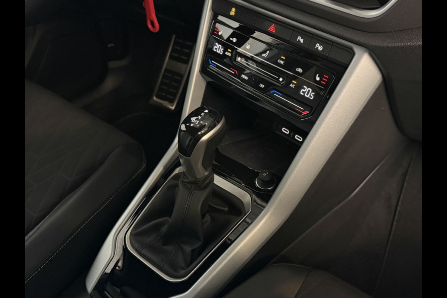 Volkswagen T-Roc 1.5 TSI 150PK EVO ADAP.CRUISE LED VIR.COCKPIT 18''LMV STOEL/.VERW. CAMERA TREKHAAK LMV 03.2025 HALF LEDER DODE.HOEK.DET ✅Top Auto's Wijchen , 30 Jaar Specialist in Volkswagen  : Alle Type's : R-Line Edition / Style / First Edition / Highline / Life , Zowel PHEV / HEV / MHEV / Benzine ✅