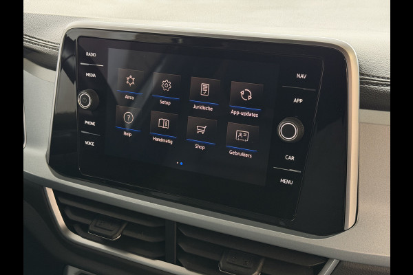 Volkswagen T-Roc 1.5 TSI 150PK EVO ADAP.CRUISE LED VIR.COCKPIT 18''LMV STOEL/.VERW. CAMERA TREKHAAK LMV 03.2025 HALF LEDER DODE.HOEK.DET ✅Top Auto's Wijchen , 30 Jaar Specialist in Volkswagen  : Alle Type's : R-Line Edition / Style / First Edition / Highline / Life , Zowel PHEV / HEV / MHEV / Benzine ✅
