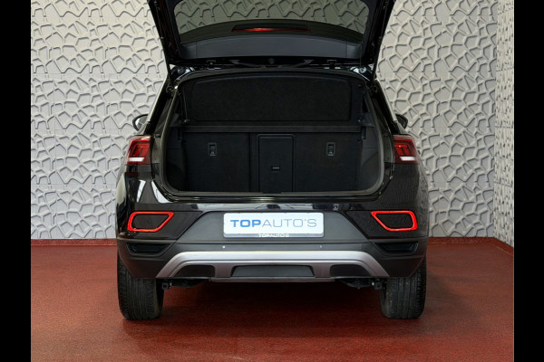 Volkswagen T-Roc 1.5 TSI 150PK EVO ADAP.CRUISE LED VIR.COCKPIT 18''LMV STOEL/.VERW. CAMERA TREKHAAK LMV 03.2025 HALF LEDER DODE.HOEK.DET ✅Top Auto's Wijchen , 30 Jaar Specialist in Volkswagen  : Alle Type's : R-Line Edition / Style / First Edition / Highline / Life , Zowel PHEV / HEV / MHEV / Benzine ✅