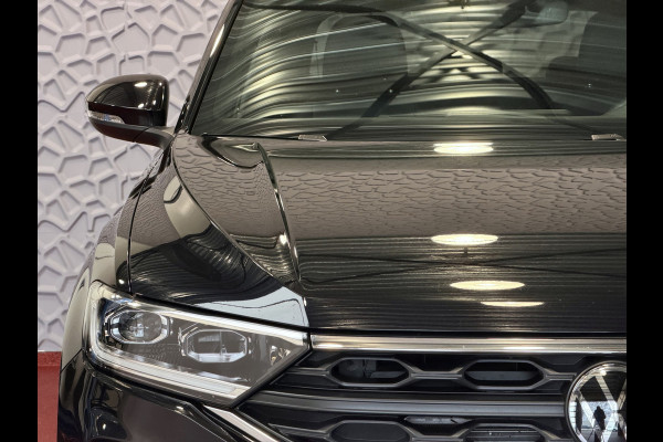 Volkswagen T-Roc 1.5 TSI 150PK EVO ADAP.CRUISE LED VIR.COCKPIT 18''LMV STOEL/.VERW. CAMERA TREKHAAK LMV 03.2025 HALF LEDER DODE.HOEK.DET ✅Top Auto's Wijchen , 30 Jaar Specialist in Volkswagen  : Alle Type's : R-Line Edition / Style / First Edition / Highline / Life , Zowel PHEV / HEV / MHEV / Benzine ✅