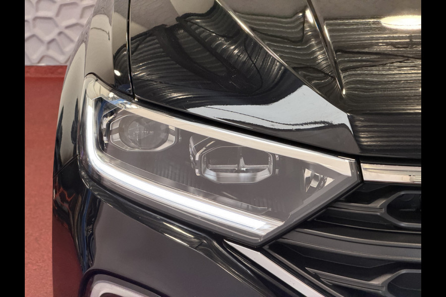 Volkswagen T-Roc 1.5 TSI 150PK EVO ADAP.CRUISE LED VIR.COCKPIT 18''LMV STOEL/.VERW. CAMERA TREKHAAK LMV 03.2025 HALF LEDER DODE.HOEK.DET ✅Top Auto's Wijchen , 30 Jaar Specialist in Volkswagen  : Alle Type's : R-Line Edition / Style / First Edition / Highline / Life , Zowel PHEV / HEV / MHEV / Benzine ✅