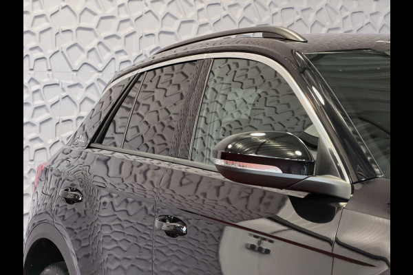 Volkswagen T-Roc 1.5 TSI 150PK EVO ADAP.CRUISE LED VIR.COCKPIT 18''LMV STOEL/.VERW. CAMERA TREKHAAK LMV 03.2025 HALF LEDER DODE.HOEK.DET ✅Top Auto's Wijchen , 30 Jaar Specialist in Volkswagen  : Alle Type's : R-Line Edition / Style / First Edition / Highline / Life , Zowel PHEV / HEV / MHEV / Benzine ✅