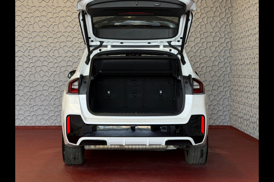 BMW X1 XDRIVE 25E M-SPORT LED PANO.SCHUIFDAK ELEK.KLEP NAVI STOELVERW M-SHADOW LINE ELEK.STOEL ZWARTE.HEMEL 2025 PHEV PLUG IN HYBRID AWD 4X4 4WD ✅ Top Auto's. Al 30 Jaar uw Bmw Specialist in ,  BMW M / M Sport / PHEV / HEV / Hybrid / Mhev / 25e / 30e / xDrive25e // xDrive30e / sDrive18i / sDrive20i / sDrive23i ✅