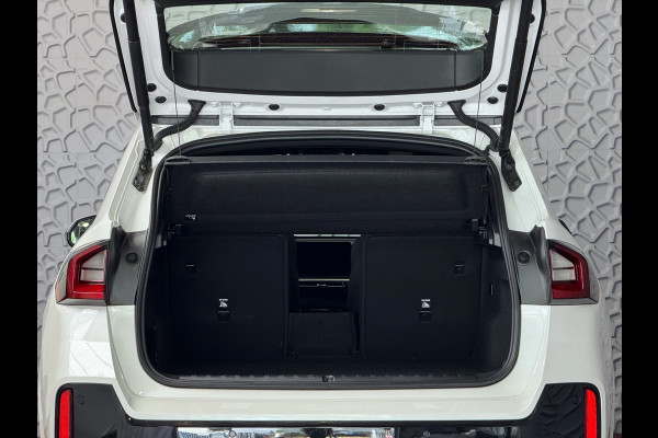 BMW X1 XDRIVE 25E M-SPORT LED PANO.SCHUIFDAK ELEK.KLEP NAVI STOELVERW M-SHADOW LINE ELEK.STOEL ZWARTE.HEMEL 2025 PHEV PLUG IN HYBRID AWD 4X4 4WD ✅ Top Auto's. Al 30 Jaar uw Bmw Specialist in ,  BMW M / M Sport / PHEV / HEV / Hybrid / Mhev / 25e / 30e / xDrive25e // xDrive30e / sDrive18i / sDrive20i / sDrive23i ✅