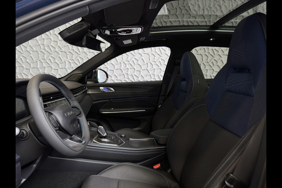 Lynk & Co 01 ✅ NIEUWE AUTO ✅ 2025 / STOEL VERW. 1.5 261 PK ZWARTE HEMEL 360CAM 4 JAAR GARANTIE PHEV Plug-in Hybrid phev ✅ Top auto's Wijchen , Verkoop van Nieuwe Lynk & Co 01 Type , Core / More / 01 . 08 ✅