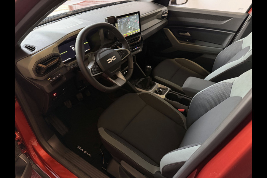 Dacia Bigster 1.2 MILD HYBRID 130 4X4 PANO SCHUIFDAK NAVI ELEK.KLEP CAMERA STOEL/STUUR VERW. LED AWD 4X4 4WD