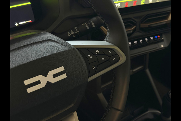 Dacia Bigster 1.2 MILD HYBRID 130 4X4 PANO SCHUIFDAK NAVI ELEK.KLEP CAMERA STOEL/STUUR VERW. LED AWD 4X4 4WD