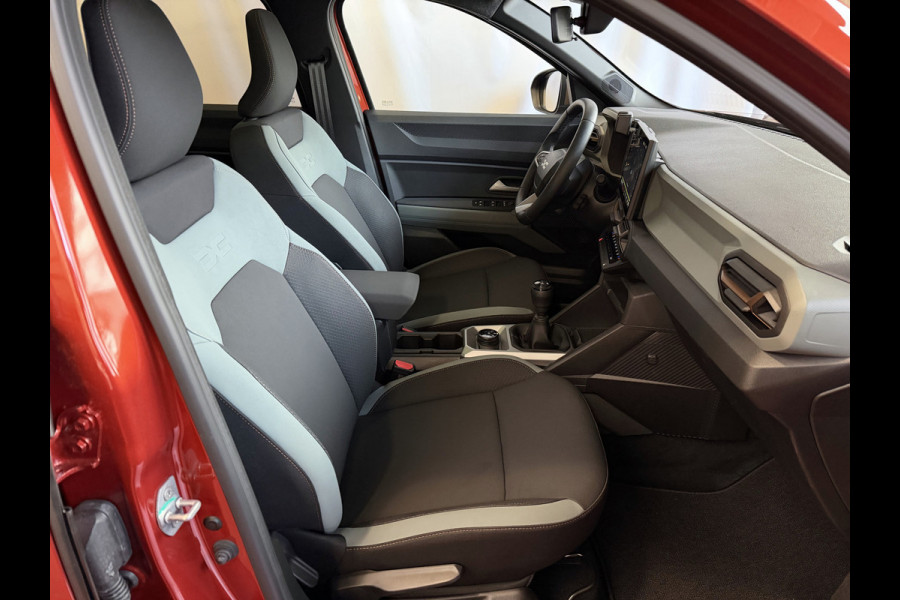 Dacia Bigster 1.2 MILD HYBRID 130 4X4 PANO SCHUIFDAK NAVI ELEK.KLEP CAMERA STOEL/STUUR VERW. LED AWD 4X4 4WD