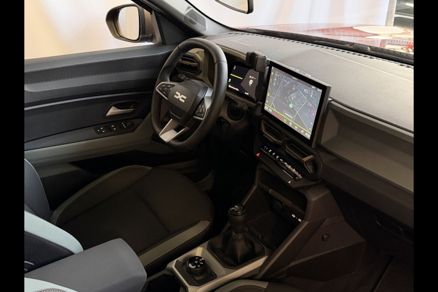 Dacia Bigster 1.2 MILD HYBRID 130 4X4 PANO SCHUIFDAK NAVI ELEK.KLEP CAMERA STOEL/STUUR VERW. LED AWD 4X4 4WD