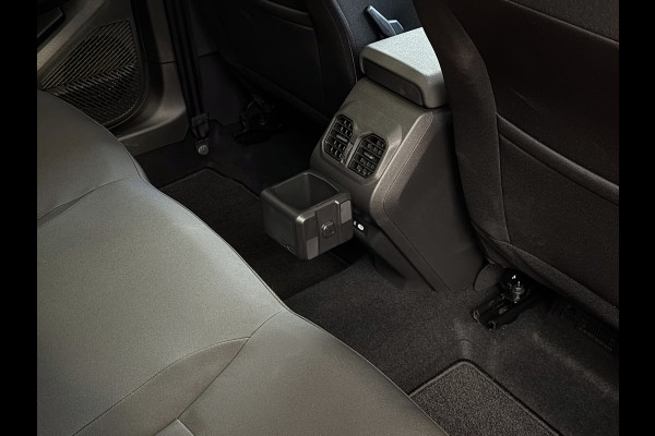 Dacia Bigster 1.2 MILD HYBRID 130 4X4 PANO SCHUIFDAK NAVI ELEK.KLEP CAMERA STOEL/STUUR VERW. LED AWD 4X4 4WD