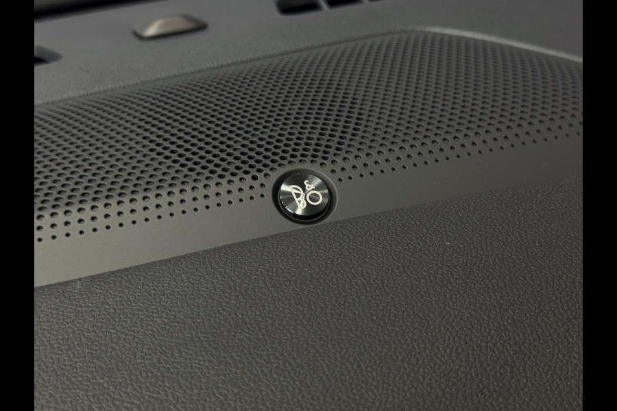 Ford Kuga NIEUWE AUTO 2.5 PHEV 243 PK ST-LINE X 2026 SCHUIFDAK 20''LMV HAAK B&O ELEK.STOEL STOEL/STUUR/RUIT VERW. 360.CAM phev ✅ Ford Wijchen / Al 30 Jaar verkoop van Ford  In Nederland / Wij leveren Nieuwe en Bijna nieuwe Ford's / Zowel : ST-Line X / St-Line / Titanium / Sound Edtioion / Active / Graphite Tech Editi