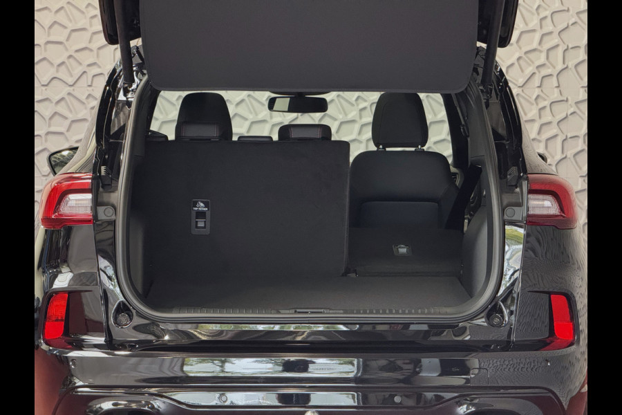 Ford Kuga NIEUWE AUTO 2.5 PHEV 243 PK ST-LINE X 2026 SCHUIFDAK 20''LMV HAAK B&O ELEK.STOEL STOEL/STUUR/RUIT VERW. 360.CAM phev ✅ Ford Wijchen / Al 30 Jaar verkoop van Ford  In Nederland / Wij leveren Nieuwe en Bijna nieuwe Ford's / Zowel : ST-Line X / St-Line / Titanium / Sound Edtioion / Active / Graphite Tech Editi