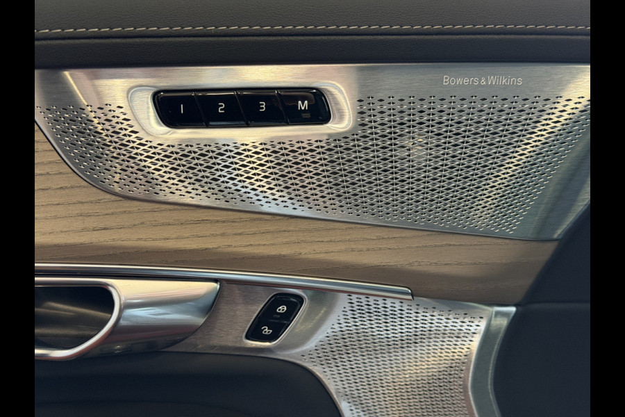 Volvo XC90 2.0 T8 456PK 12/25 Bowers & Wilkins LUCHTVERING AWD 7P ULTRA DARK SCHUIFDAK ELEK.TREKHAAK SCHUIFDAK 21''LMV STOEL/STUUR.VERW PANORAMA STANDKACHEL HEADUP PHEV ✅Top Auto's Wijchen✅ 170 Nieuwe en bijna nieuwe Auto's met : Benzine /  PHEV / Plug in hybrid / Hybrid / Mild hybrid / HEV / Keuze uit Plus / /Ultra/ Bright / Dark / Black Edition /