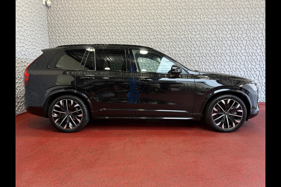 Volvo XC90 2.0 T8 456PK 12/25 Bowers & Wilkins LUCHTVERING AWD 7P ULTRA DARK SCHUIFDAK ELEK.TREKHAAK SCHUIFDAK 21''LMV STOEL/STUUR.VERW PANORAMA STANDKACHEL HEADUP PHEV ✅Top Auto's Wijchen✅ 170 Nieuwe en bijna nieuwe Auto's met : Benzine /  PHEV / Plug in hybrid / Hybrid / Mild hybrid / HEV / Keuze uit Plus / /Ultra/ Bright / Dark / Black Edition /