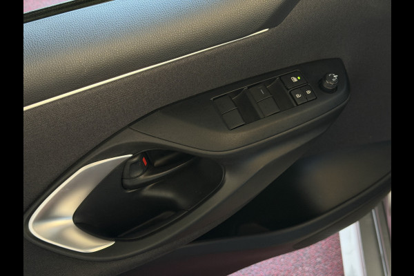 Toyota Yaris 1.5 HYBRID STOEL/STUUR VERW CARPLAY CAMERA LMV ADAP.CRUISE ✅ Top Auto's Wijchen , Al 30 Jaar verkoop van Toyota , Type's Launch / Executive / Dynamic / First Edition / Business / Zowel Phev / Hev / Benzine / met fabrieksgarantie ✅