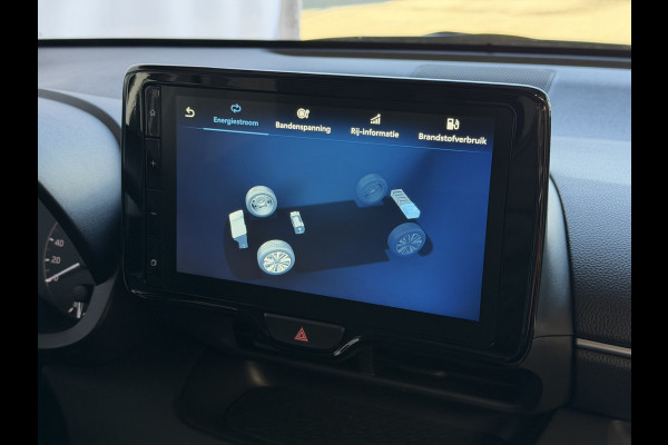 Toyota Yaris 1.5 HYBRID STOEL/STUUR VERW CARPLAY CAMERA LMV ADAP.CRUISE ✅ Top Auto's Wijchen , Al 30 Jaar verkoop van Toyota , Type's Launch / Executive / Dynamic / First Edition / Business / Zowel Phev / Hev / Benzine / met fabrieksgarantie ✅
