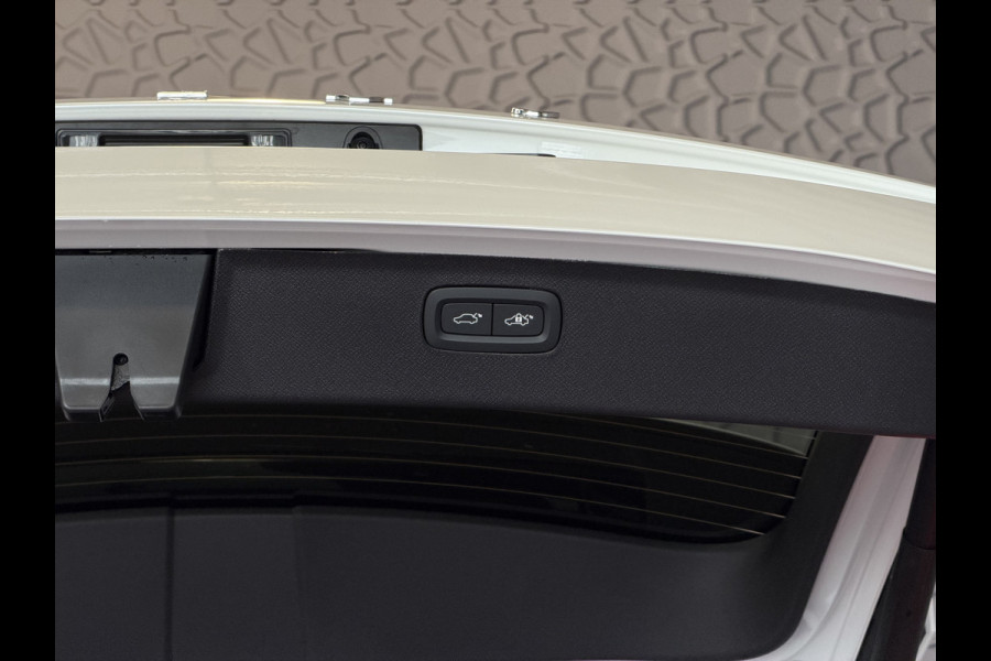 Volvo XC90 2.0 T8 456PK 12/25 Bowers & Wilkins LUCHTVERING 12/25 ALCANTARA.HEMEL AWD 7P ULTRA DARK SCHUIFDAK 21''LMV STOEL/STUUR.VERW PANORAMA STANDKACHEL HEADUP ✅Top Auto's Wijchen✅ 170 Nieuwe en bijna nieuwe Auto's met : Benzine /  PHEV / Plug in hybrid / Hybrid / Mild hybrid / HEV / Keuze uit Plus / /Ultra/ Bright / Dark / Black Edition /