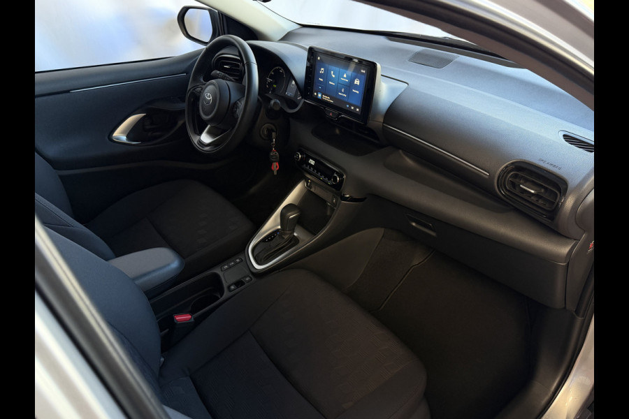 Toyota Yaris 1.5 HYBRID STOEL/STUUR VERW CARPLAY CAMERA LMV ADAP.CRUISE ✅ Top Auto's Wijchen , Al 30 Jaar verkoop van Toyota , Type's Launch / Executive / Dynamic / First Edition / Business / Zowel Phev / Hev / Benzine / met fabrieksgarantie ✅