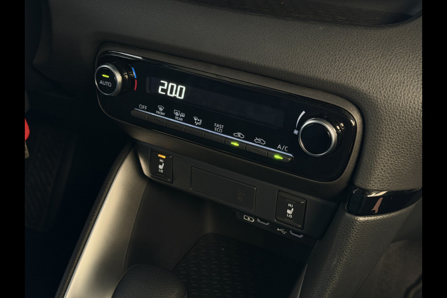 Toyota Yaris 1.5 HYBRID STOEL/STUUR VERW CARPLAY CAMERA LMV ADAP.CRUISE ✅ Top Auto's Wijchen , Al 30 Jaar verkoop van Toyota , Type's Launch / Executive / Dynamic / First Edition / Business / Zowel Phev / Hev / Benzine / met fabrieksgarantie ✅