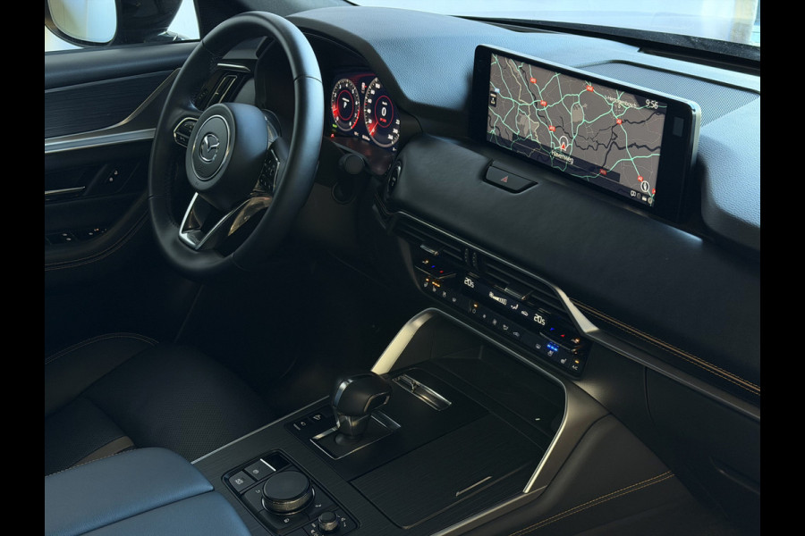 Mazda CX-60 2.5 e-SkyActiv PHEV HOMURA ELEK.STOEL PANO SCHUIFDAK STOEL/STUUR.VERW/VENTILATIE HEADUP AWD 4X4 4WD ✅ Top Auto's Wijchen. Al 30 Jaar verkoop van Mazda , Alle Modellen PHEV / HEV / BENZINE✅