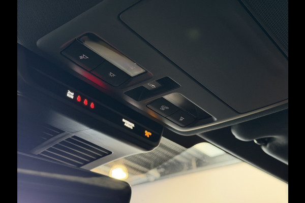 Mazda CX-60 2.5 e-SkyActiv PHEV HOMURA ELEK.STOEL PANO SCHUIFDAK STOEL/STUUR.VERW/VENTILATIE HEADUP AWD 4X4 4WD ✅ Top Auto's Wijchen. Al 30 Jaar verkoop van Mazda , Alle Modellen PHEV / HEV / BENZINE✅