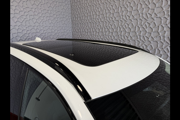 Volvo XC90 2.0 T8 456 PK12/25 Bowers & Wilkins LUCHTVERING AWD 7P ULTRA DARK SCHUIFDAK ELEK.TREKHAAK SCHUIFDAK 21''LMV STOEL/STUUR.VERW PANORAMA STANDKACHEL HEADUP ✅Top Auto's Wijchen✅ 170 Nieuwe en bijna nieuwe Auto's met : Benzine /  PHEV / Plug in hybrid / Hybrid / Mild hybrid / HEV / Keuze uit Plus / /Ultra/ Bright / Dark / Black Edition /