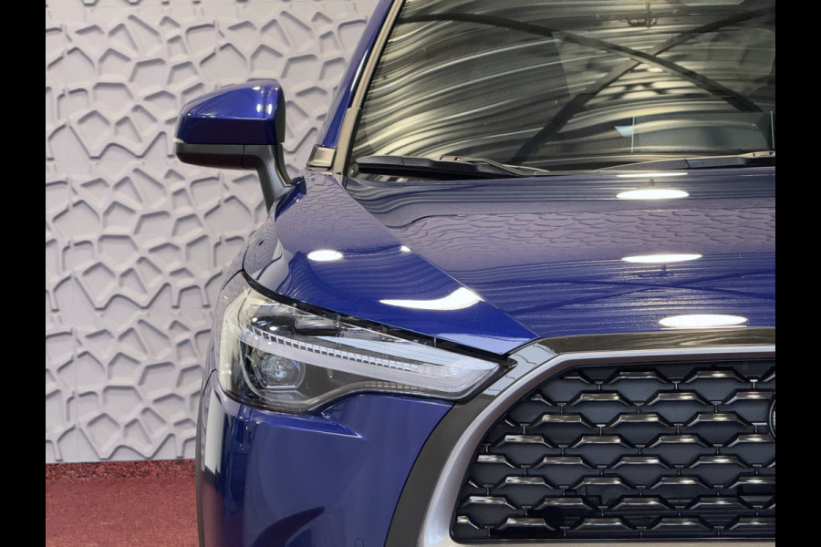 Toyota Corolla Cross 12/2024 HYBRID 140 STYLE LED KEYLESS CARPLAY NAVI CAMERA STOEL/STUUR VERW. ELEK.KLEP ADAP CRUISE PDC ✅ Top Auto's Wijchen , Al 30 Jaar verkoop van Toyota , Type's Launch / Executive / Dynamic / First Edition / Business / Zowel Phev / Hev / Benzine / met fabrieksgarantie ✅