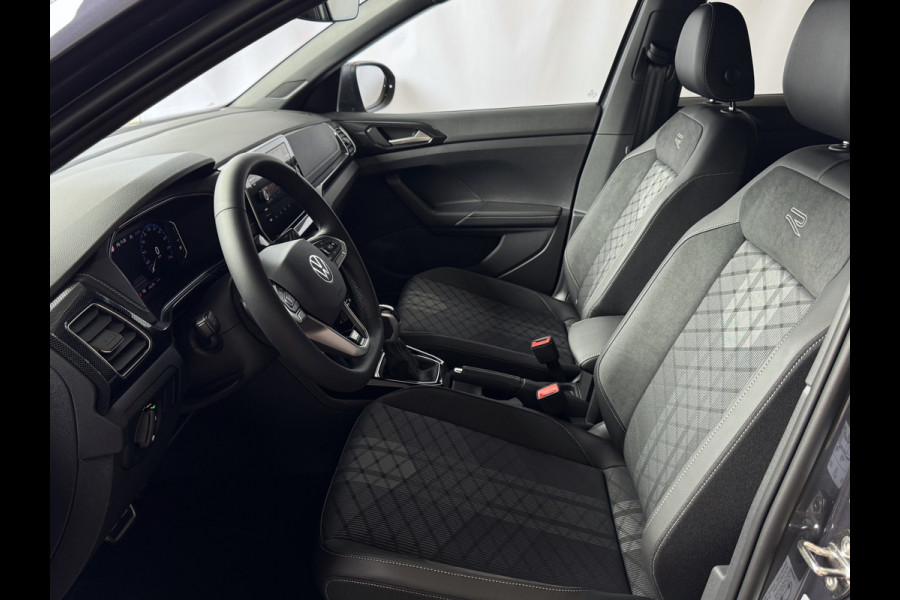 Volkswagen T-Cross ✅NIEUWE AUTO✅ TSI 115PK R-LINE EDITION TREKHAAK LED LMV IQ CAMERA STOELVERW ✅2025✅ ✅Top Auto's Wijchen , 30 Jaar Specialist in Volkswagen  : Alle Type's : R-Line Edition / Style / First Edition / Highline / Life , Zowel PHEV / HEV / MHEV / Benzine ✅