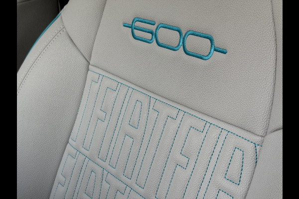 Fiat 600 1.2 HYBRID LA PRIMA LEER MASSAGE ELEK.STOEL CAMERA CARPLAY ADAP.CRUISE STOELVERW. ELEK.KLEP 18''LMV ✅ Top Auto Fiat Wijchen , 30 Jaar ervaring in Fiat , Wij leveren de : Icon / La Prima / Pop / Sport . Urban / Benzine / Hybrid . Met Fabrieksgarantie ✅